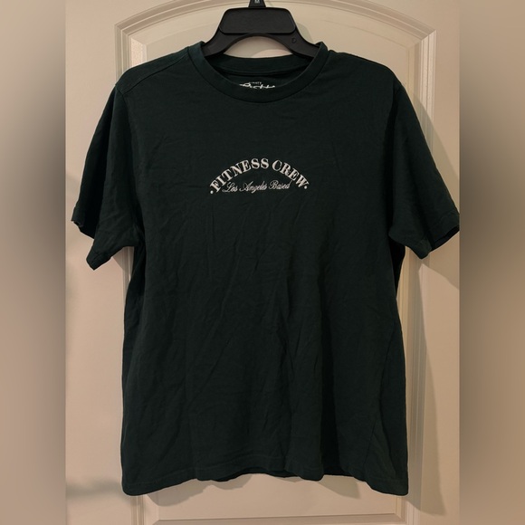 Dark emerald t shirt 
Size large - Picture 1 of 3
